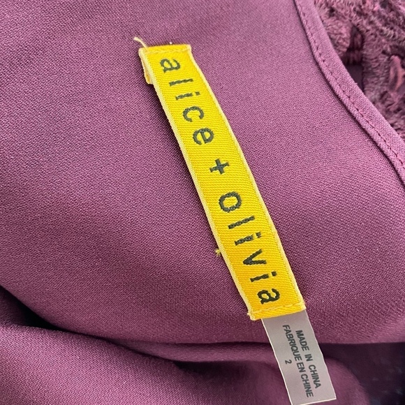 Alice + Olivia Burgundy Backless Lace Dress Size 2 - Picture 5 of 7